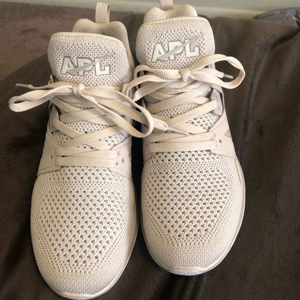 APL women’s shoes